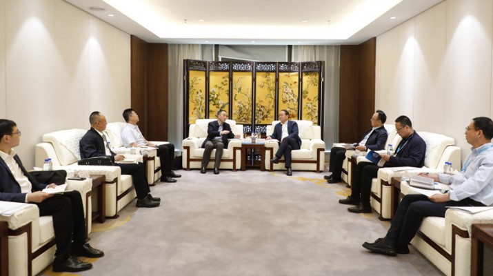 中国铁塔甘肃省分公司总经理吕继兵一行到访集团公司