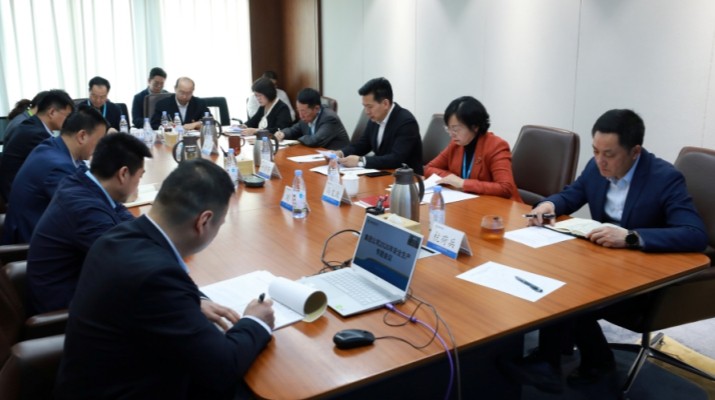 2月28日上午，甘肃文旅集团召开2026年安全生产专题会议，深入学习贯彻上级安全生产相关会议精神，分析当前安全生产形势，部署复工复产期间及近期安全生产重点工作。集团公司党委书记、董事长、安委会主任叶剑