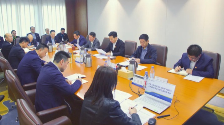 3月6日，甘肃文旅集团召开党委（扩大）会议，专题研究部署开展树立和践行正确政绩观学习教育工作。会议传达学习了习近平总书记关于在全党开展树立和践行正确政绩观学习教育的重要指示、习近平总书记关于树立和践行